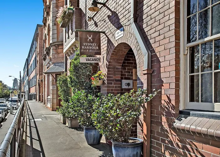 Sydney Harbour Bed And Breakfast